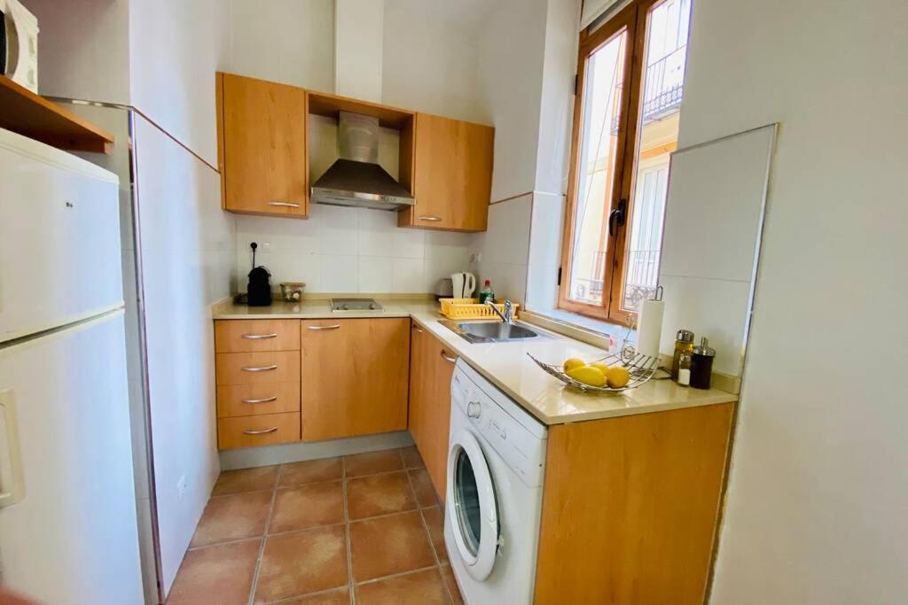 Acogedor Loft En Centro Historico Apartman Valencia Kültér fotó
