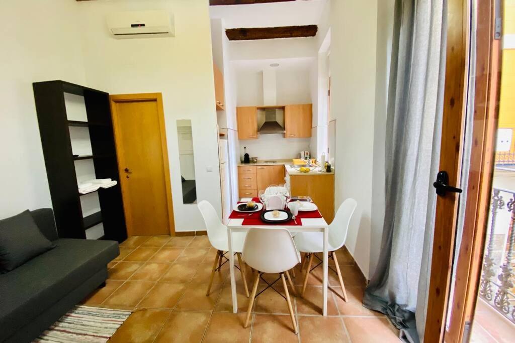 Acogedor Loft En Centro Historico Apartman Valencia Kültér fotó